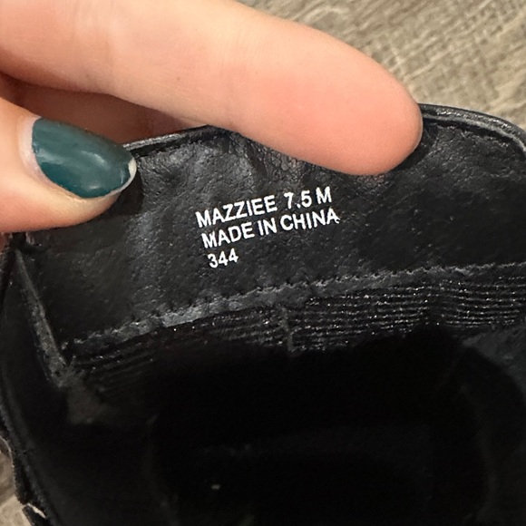 Madden Girl Black Ankle Booties with Block Heel - Picture 4 of 5